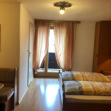 Gaestehaus Am Kurparkweg Otel Reit im Winkl Oda fotoğraf