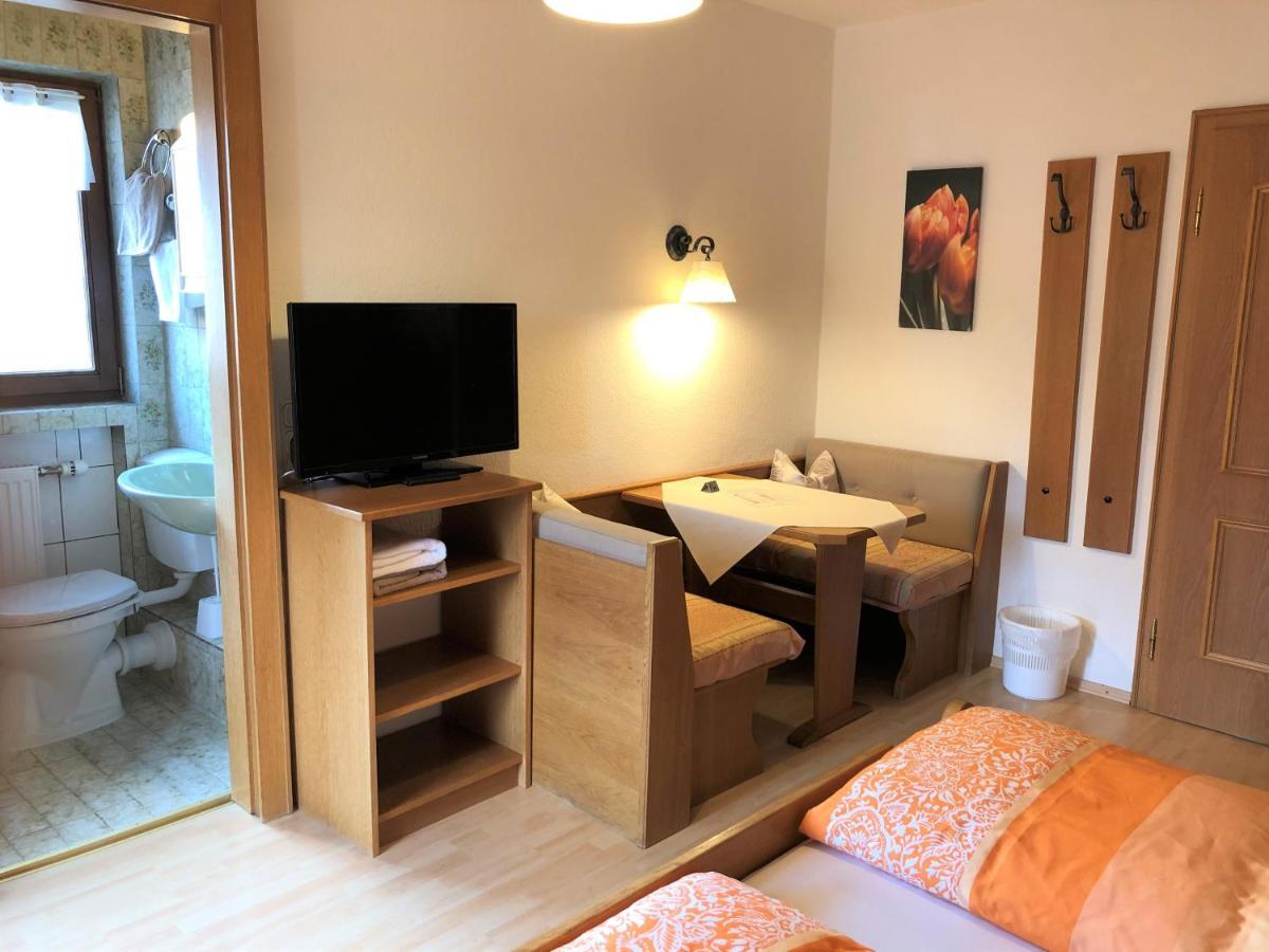 Gaestehaus Am Kurparkweg Otel Reit im Winkl Dış mekan fotoğraf