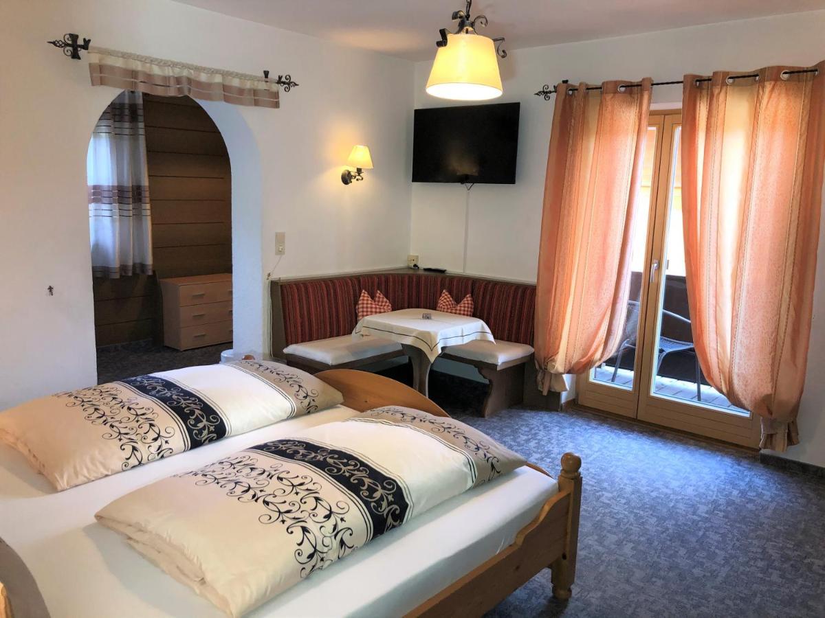 Gaestehaus Am Kurparkweg Otel Reit im Winkl Dış mekan fotoğraf