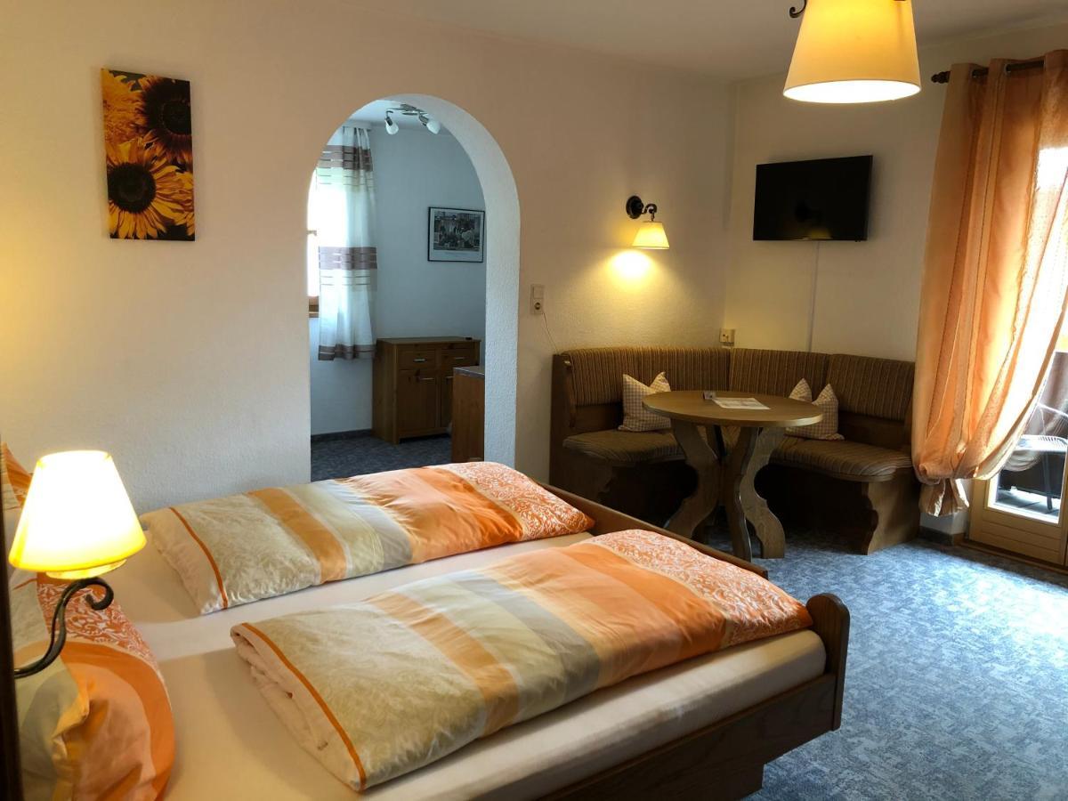 Gaestehaus Am Kurparkweg Otel Reit im Winkl Dış mekan fotoğraf