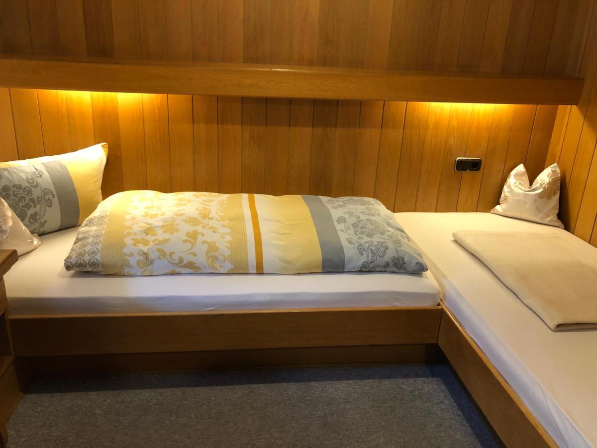 Gaestehaus Am Kurparkweg Otel Reit im Winkl Dış mekan fotoğraf