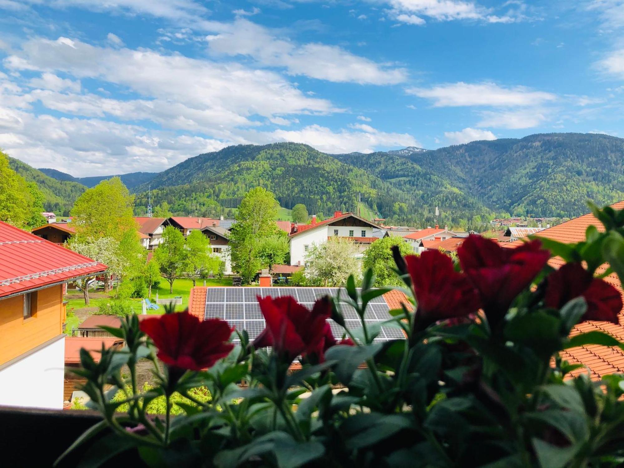 Gaestehaus Am Kurparkweg Otel Reit im Winkl Dış mekan fotoğraf