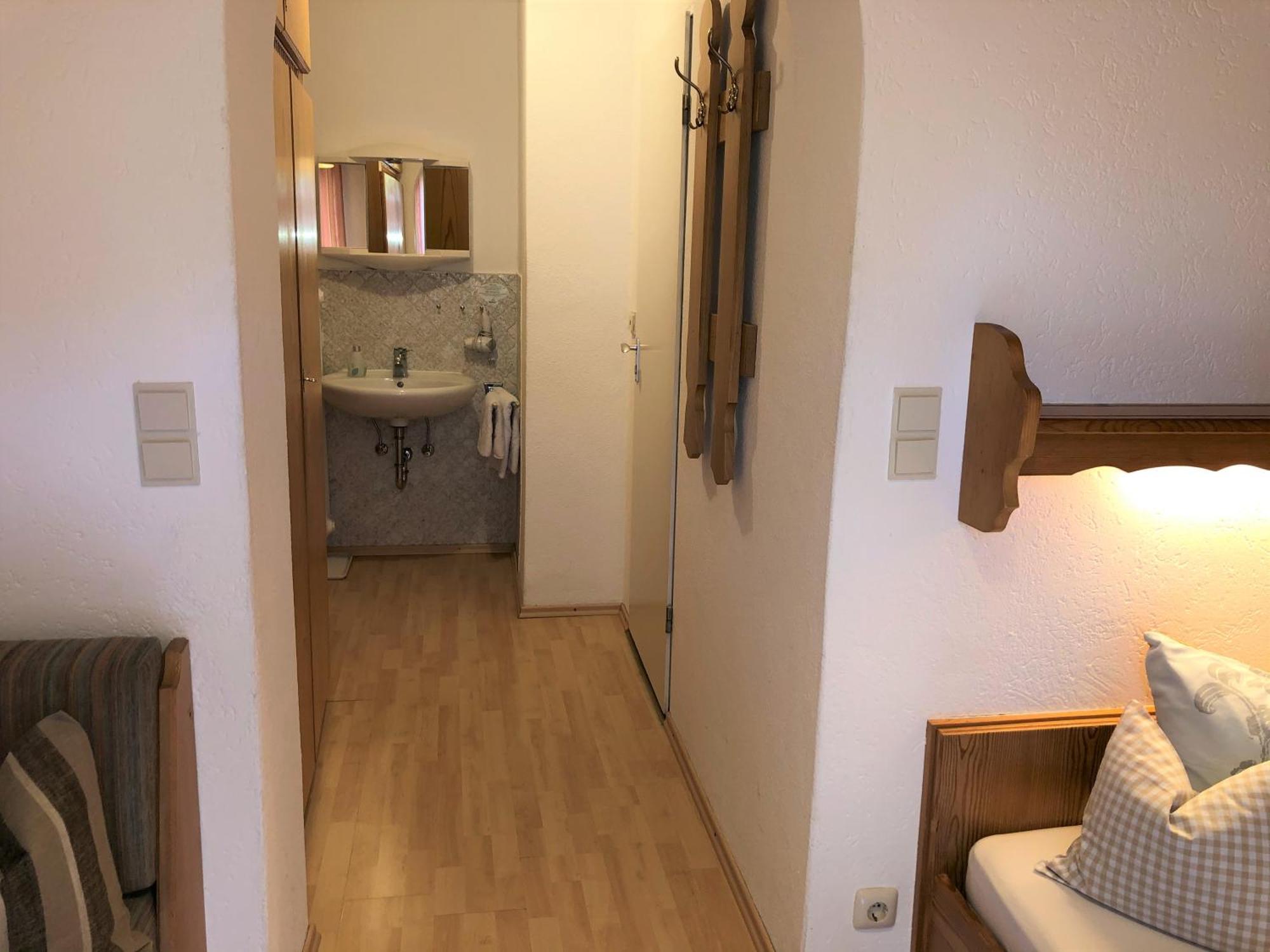 Gaestehaus Am Kurparkweg Otel Reit im Winkl Oda fotoğraf